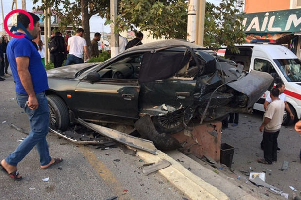 Bakıda yüksək sürət qəzaya səbəb oldu, ölən var